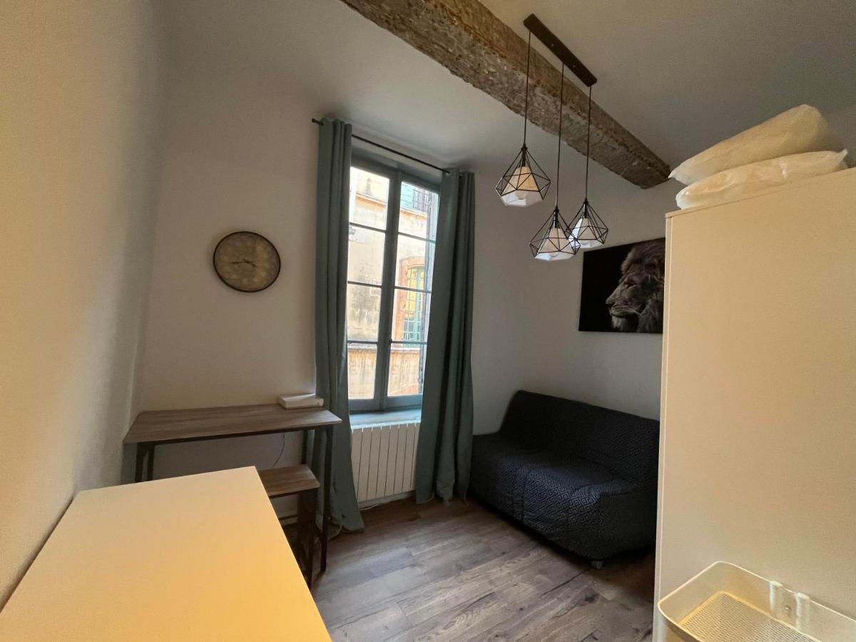 Studio En Plein Coeur Du Centre D'Arles Appartement Buitenkant foto